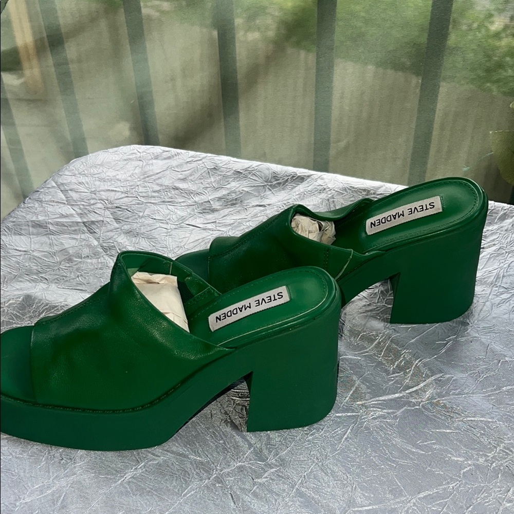 Steve Madden Green Mules with Platform Sole